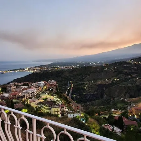 Apartment Erika- Panoramic Flat Taormina