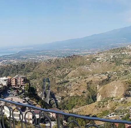 Erika- Panoramic Flat Apartment Taormina